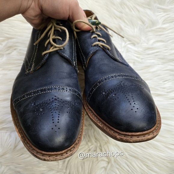 Allen Edmonds Bainbridge Cap Toe Derby Dress Shoes - Picture 4 of 7